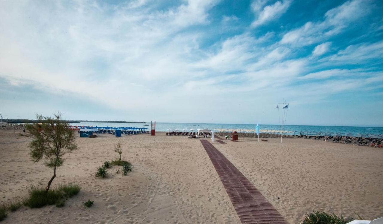 Salty Alley Seaside Apartment Rethymno  Exterior photo